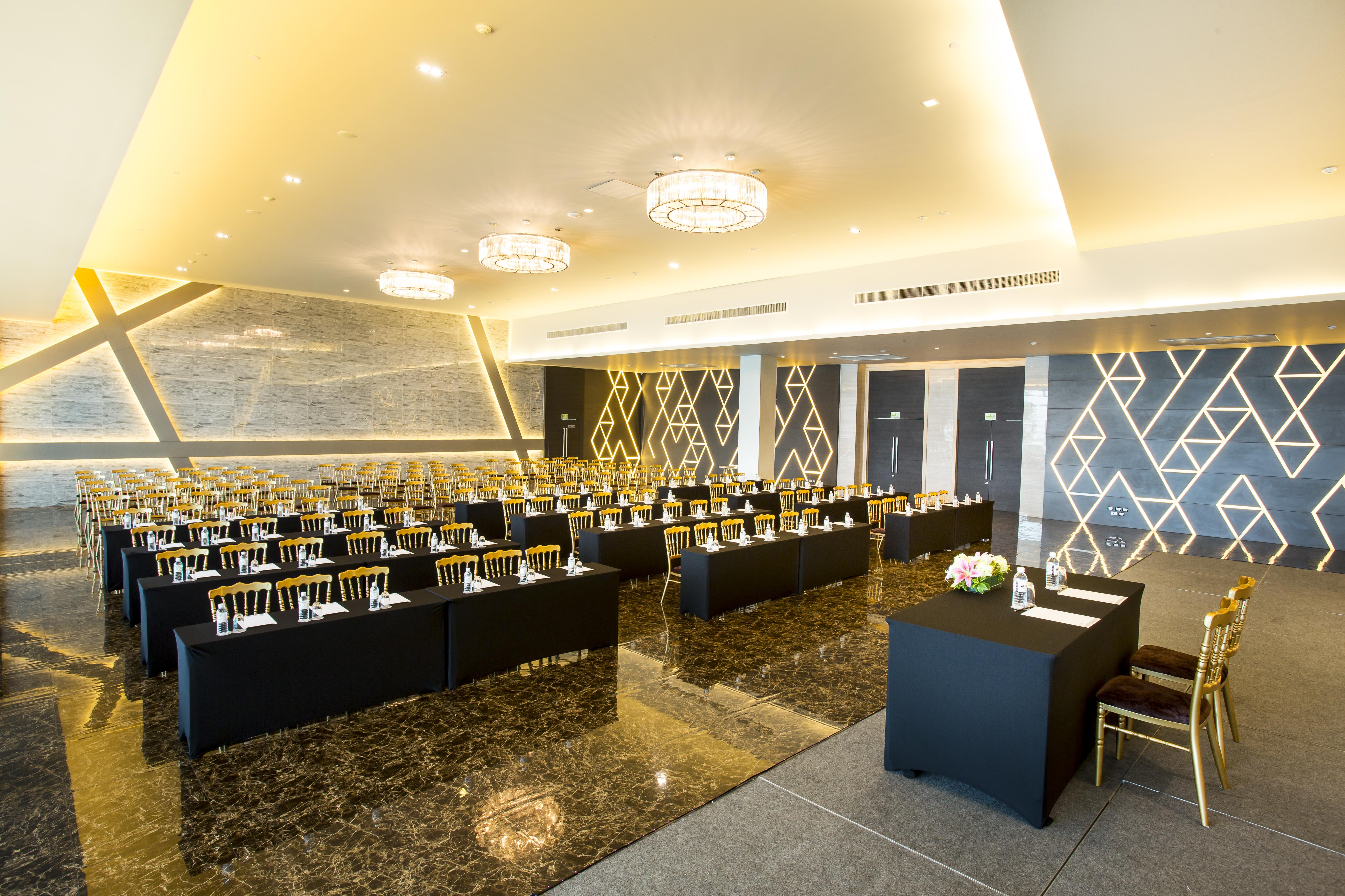 Tsix5 Hotel Pattaya Exteriér fotografie