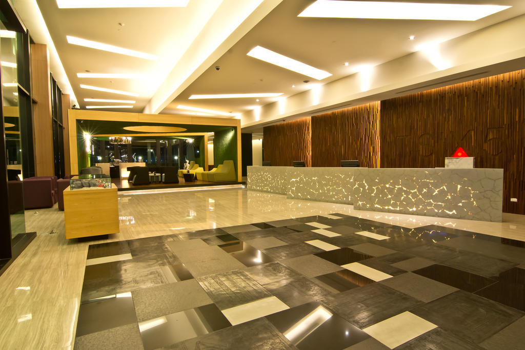 Tsix5 Hotel Pattaya Exteriér fotografie